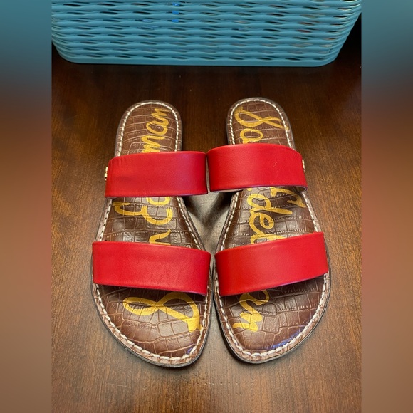 NWOT Sam Edelman Women's Bold Red Slide Sandals - Picture 4 of 8